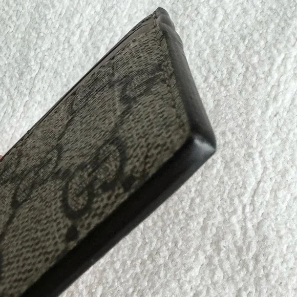 Gucci Beige GG Supreme Card Holder - Picture 6 of 12